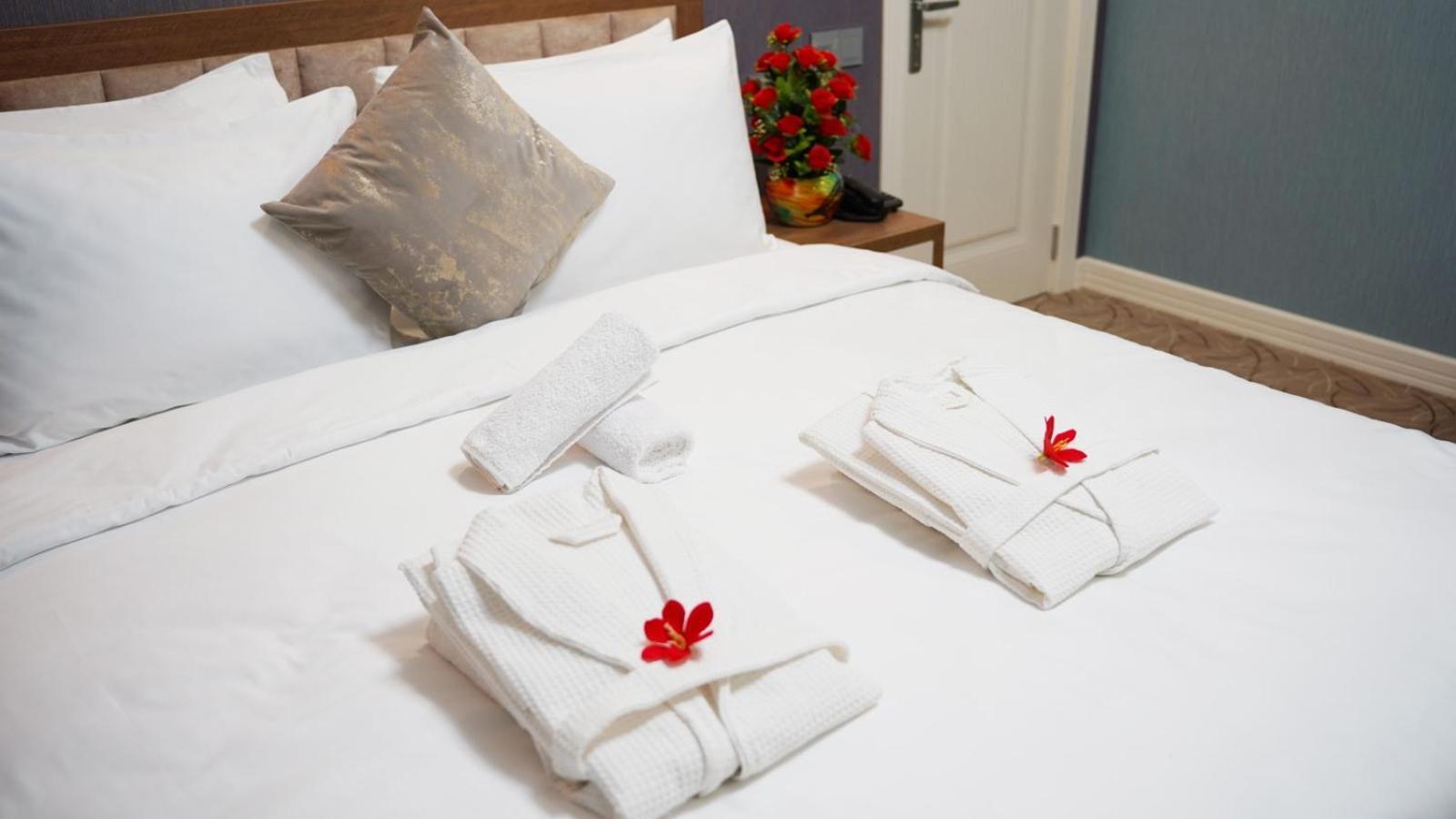 Royal Meridien Hotel Баку Екстериор снимка