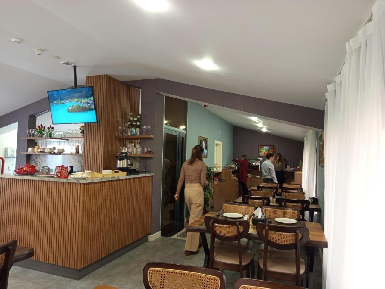 Royal Meridien Hotel Баку Екстериор снимка