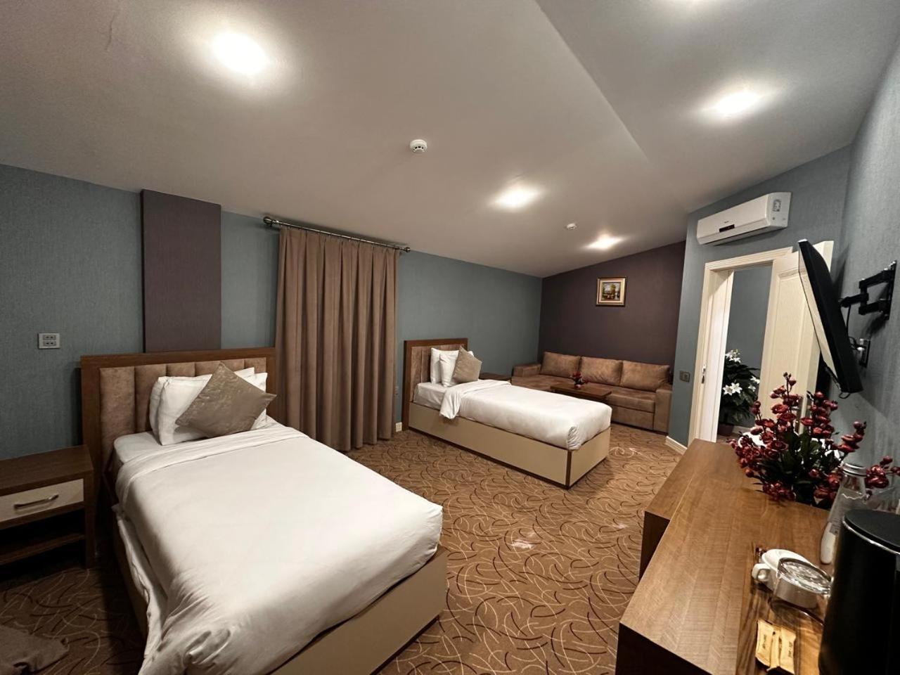 Royal Meridien Hotel Баку Екстериор снимка
