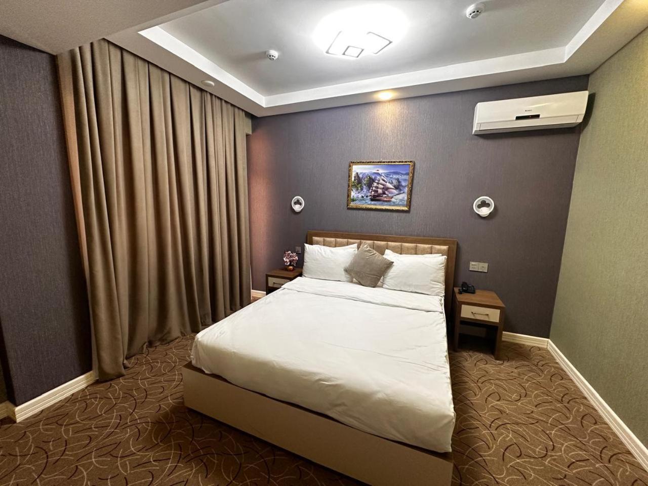Royal Meridien Hotel Баку Екстериор снимка