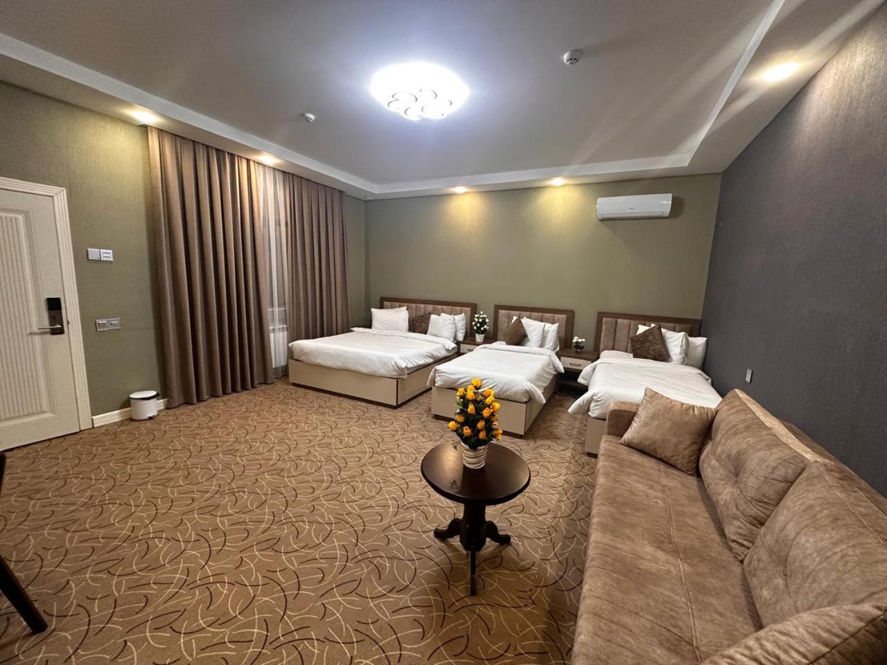 Royal Meridien Hotel Баку Екстериор снимка