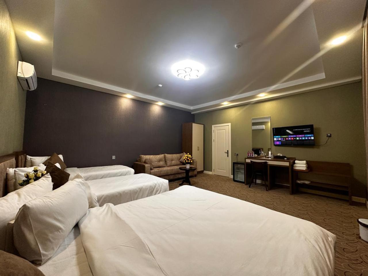 Royal Meridien Hotel Баку Екстериор снимка