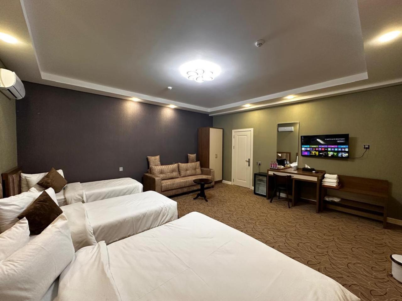 Royal Meridien Hotel Баку Екстериор снимка
